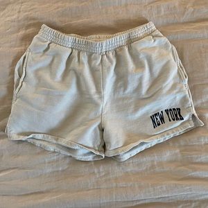 Brandy Melville New York Sweat-shorts